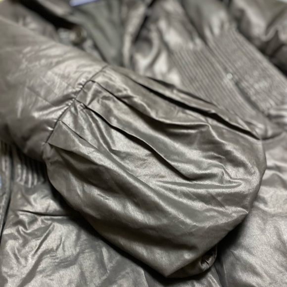 Women’s black down Rudsak Winter Jacket size medium - Picture 4 of 10